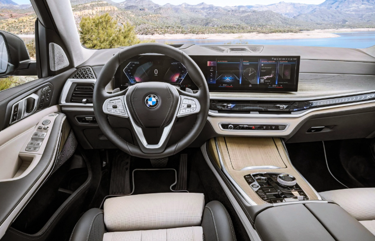 2024 BMW X5 M60i Interior